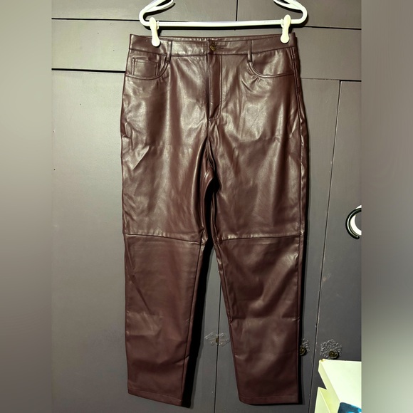 BNWT Size 14 Women’s Chocolate Mauve colour Pleather Leather Pants Joe Fresh - Picture 1 of 9